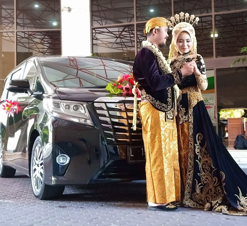 sewa alphard surabaya, sewa mobil alphard surabaya, rental alphard surabaya, rental mobil alphard surabaya, rental sewa alphard putih surabaya
