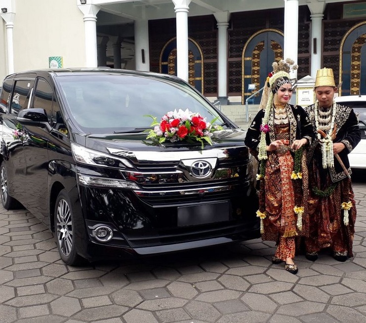 sewa alphard surabaya, sewa mobil alphard surabaya, rental alphard surabaya, rental mobil alphard surabaya, rental sewa alphard baru surabaya